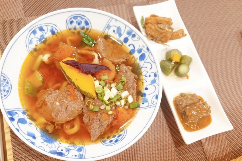 台北市大同區[大稻埕美食分享]職人見麵雅璇蕃茄牛肉麵