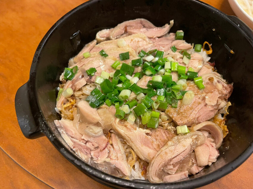 嘉義市東區嘉義東區—體育館海鮮碳烤｜美食Youtuber激推人氣熱炒 重油重鹹難以招架｜垂楊路