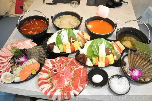 台北捷運美食 | 熟度火鍋文山景美店 每天吃的平價火鍋店 提供11種風味湯底可以選擇 爆炒湯底 異國風味湯底 創意湯底 - 就是這樣。吃喝玩樂。愛漂亮部落格 - FashionGuide 華人時尚專