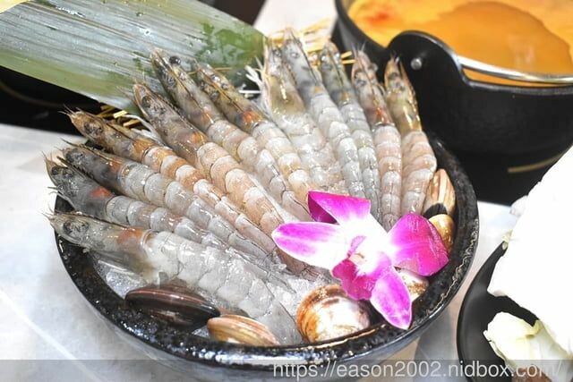 台北捷運美食 | 熟度火鍋文山景美店 每天吃的平價火鍋店 提供11種風味湯底可以選擇 爆炒湯底 異國風味湯底 創意湯底 - 就是這樣。吃喝玩樂。愛漂亮部落格 - FashionGuide 華人時尚專