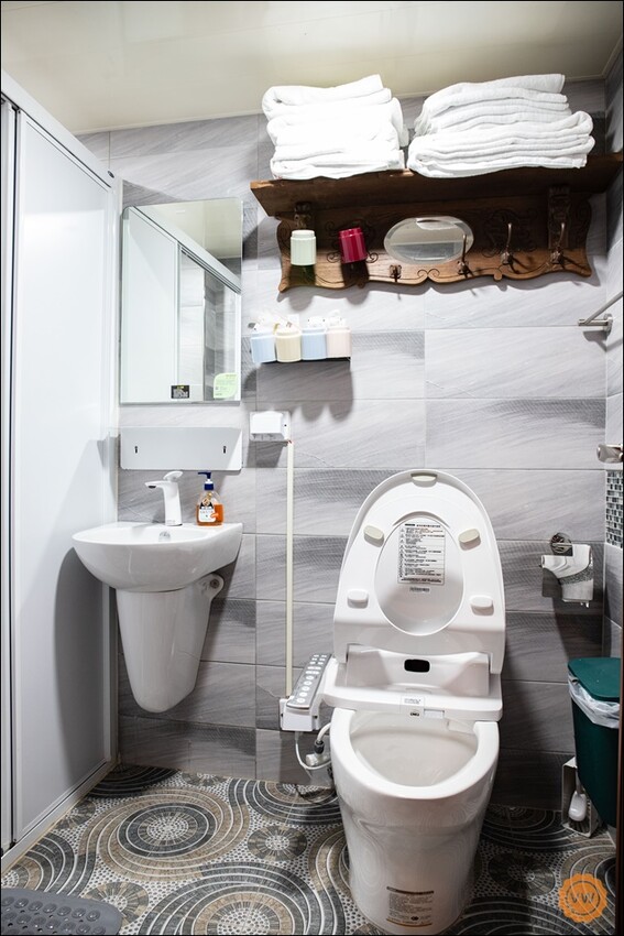 台南市中西區台南合法民宿｜中西區特色民宿推薦：舞鶴台灣檜木民宿 全新開幕 開放預約包棟住宿