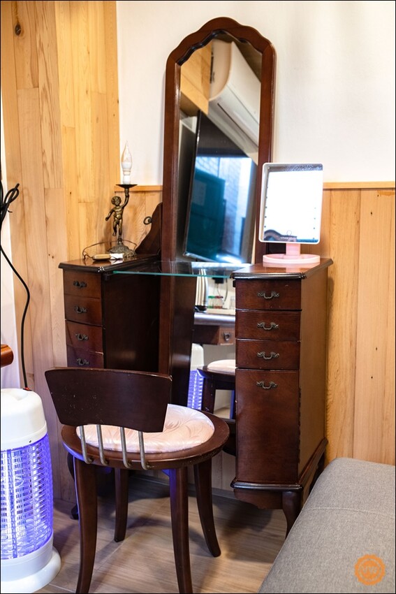 台南市中西區台南合法民宿｜中西區特色民宿推薦：舞鶴台灣檜木民宿 全新開幕 開放預約包棟住宿