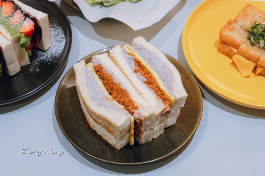 【台中豐原】進宅吐司│早餐就能吃到雞排+麵線，芋泥肉鬆蛋一咬就爆餡！豐原早午餐推薦 - 貪吃猴的幻想