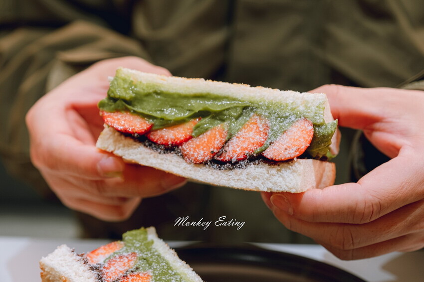 【台中豐原】進宅吐司│早餐就能吃到雞排+麵線，芋泥肉鬆蛋一咬就爆餡！豐原早午餐推薦 - 貪吃猴的幻想