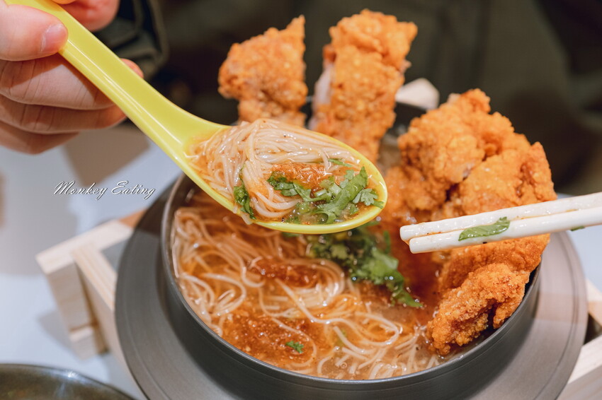 【台中豐原】進宅吐司│早餐就能吃到雞排+麵線，芋泥肉鬆蛋一咬就爆餡！豐原早午餐推薦 - 貪吃猴的幻想