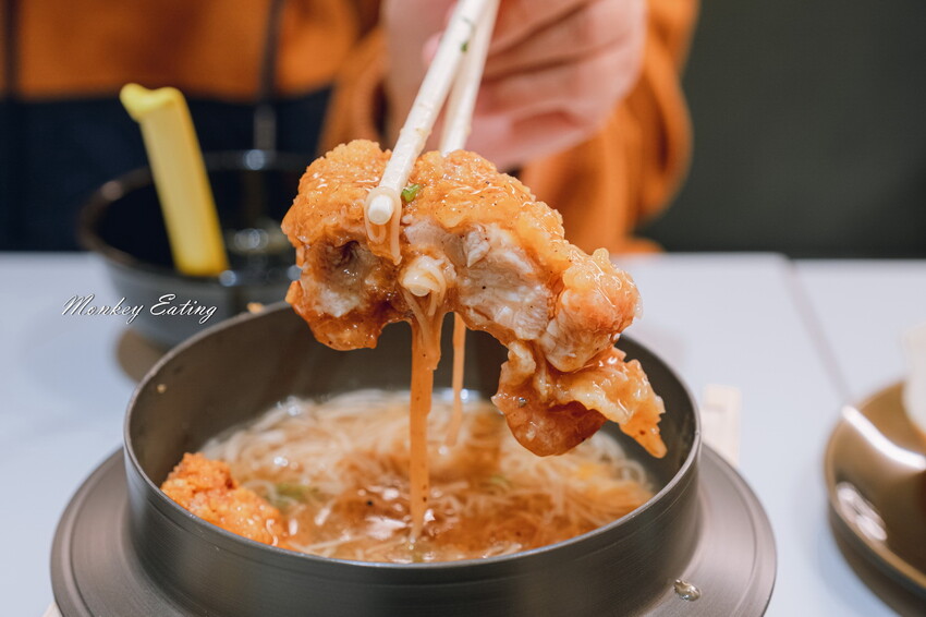 【台中豐原】進宅吐司│早餐就能吃到雞排+麵線，芋泥肉鬆蛋一咬就爆餡！豐原早午餐推薦 - 貪吃猴的幻想