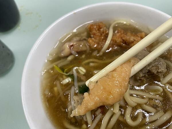 【彰化 小吃】鹿港龍山魷魚肉羹(三民路店),在地人帶路的早餐 【彰化 小吃】鹿港龍山魷魚肉羹(三民路店),在地人帶路的早餐