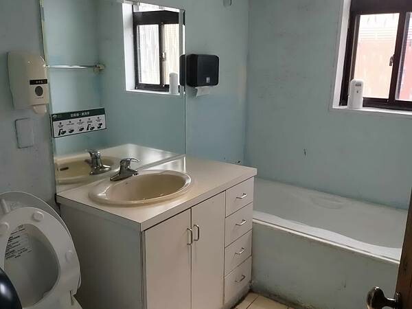 台北陽明山亞尼克夢想村~幸福的甜蜜蛋糕屋~陽明山花鐘賞櫻花~