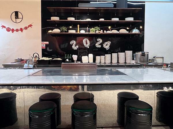 新竹竹東這家『彡食亭-二重埔店』百元鐵板燒居然有白飯、高湯、