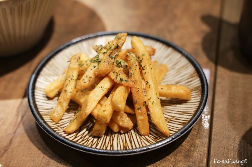 台北市大安區【食￭台北】玖遛-早午餐專賣店/大安區早午餐/日系高質感早午餐店/手打漢堡排.限時雞白湯必吃/台北早午餐推