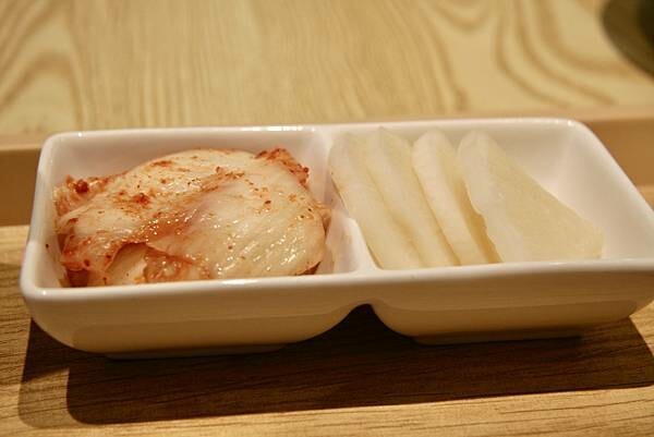 台北市內湖區【美食】七號CHi HAO 韓食｜香濃的起司辣海陸牛豆腐鍋｜起司辣炒年糕小鳥蛋