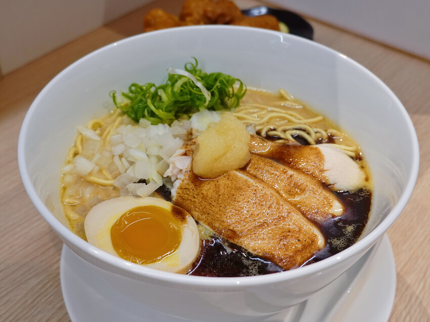 新北市中和區新北中和—昭和鳳。パイタン ｜下班了 來碗濃郁雞白湯拉麵療癒身心吧｜興南夜市、南勢角站