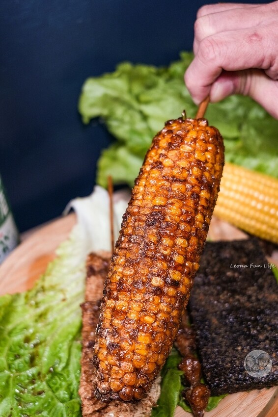 台中市南屯區台中人氣宵夜|ㄚ將古法碳烤南屯店-先炸後烤，大推八兩重雞排、串燒醬香濃郁好味道