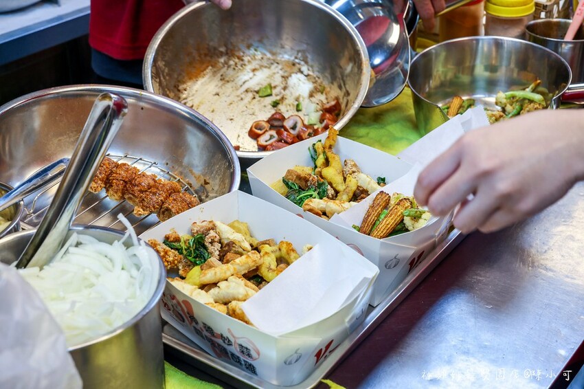 新北市三重區【三重鹹酥雞】神雞妙蒜雙園店,三重蒜味鹹酥雞宵夜推薦