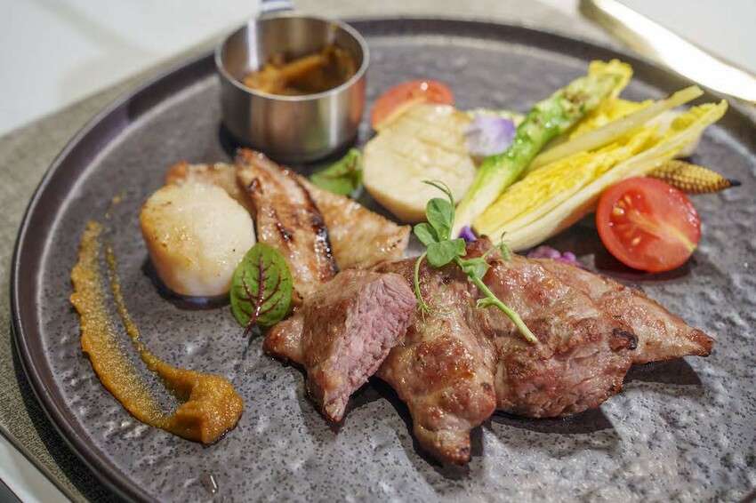 台中燒肉餐酒館~法餐手法詮釋燒肉,細膩法餐口味及手法吃燒肉