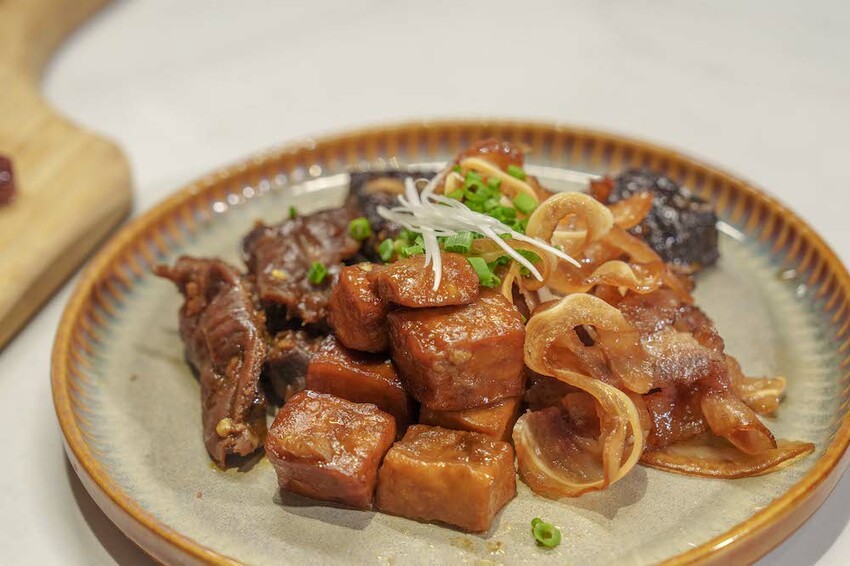 台中燒肉餐酒館~法餐手法詮釋燒肉,細膩法餐口味及手法吃燒肉