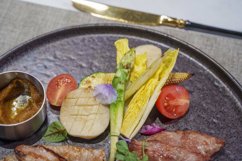 台中燒肉餐酒館~法餐手法詮釋燒肉,細膩法餐口味及手法吃燒肉