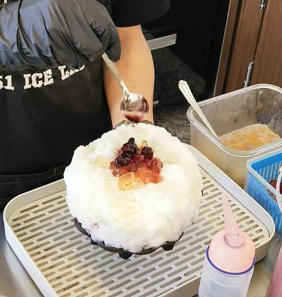 台中市北屯區(台中/北屯)伍壹冰研所,來一場美國51特區的探索,享受美好冰品的世界吧