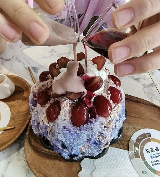 台中市北屯區(台中/北屯)伍壹冰研所,來一場美國51特區的探索,享受美好冰品的世界吧