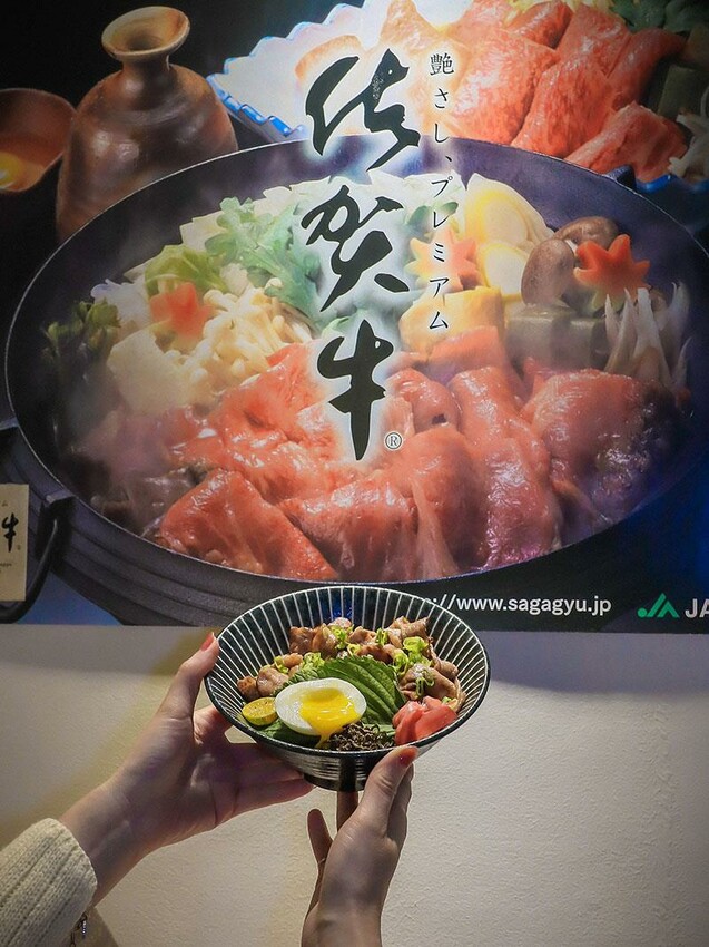 竹北尚羽水產 $99吃牛舌便當 店內品嘗生魚片，鮮凍南美生白蝦、2S等級生食級干貝，還有秋田牛、知床牛等多種和牛肉品販售