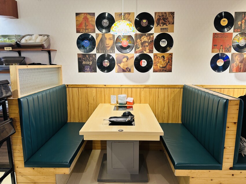 【何家香香麻辣鴛鴦鍋吃到飽】超過60種以上食材任君挑選！經典