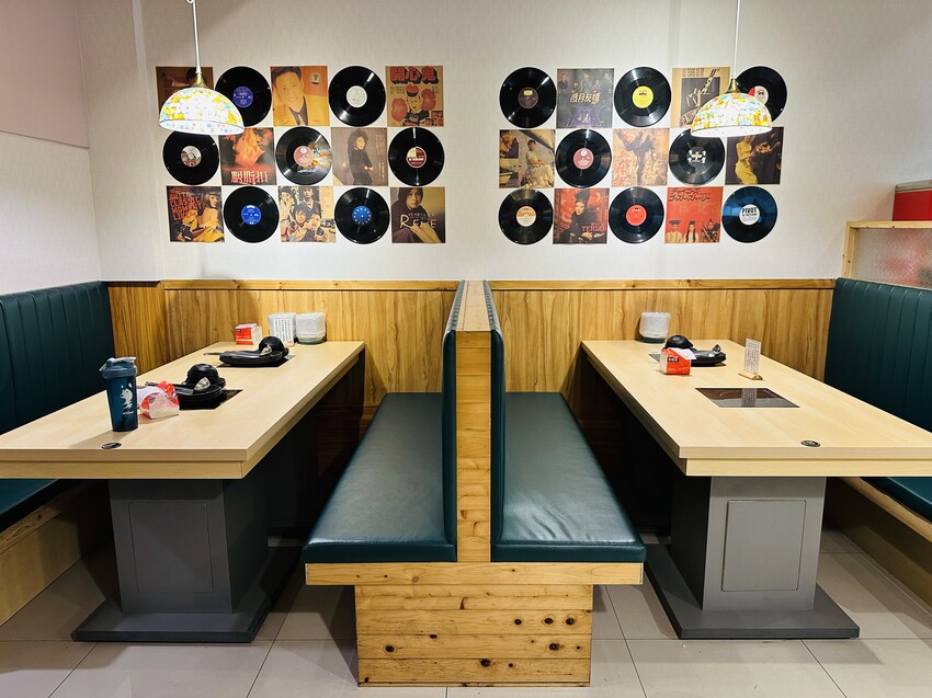 【何家香香麻辣鴛鴦鍋吃到飽】超過60種以上食材任君挑選！經典