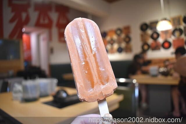 中和吃到飽鴛鴦鍋只要NT$499 | 何家香香麻辣鴛鴦鍋吃到飽 甘蔗大骨湯底＆正宗四川麻辣湯底 船凍海鮮、現切原塊肉品 食材新鮮又美味 -  就是這樣。吃喝玩樂。愛漂亮部落格 - FashionGui