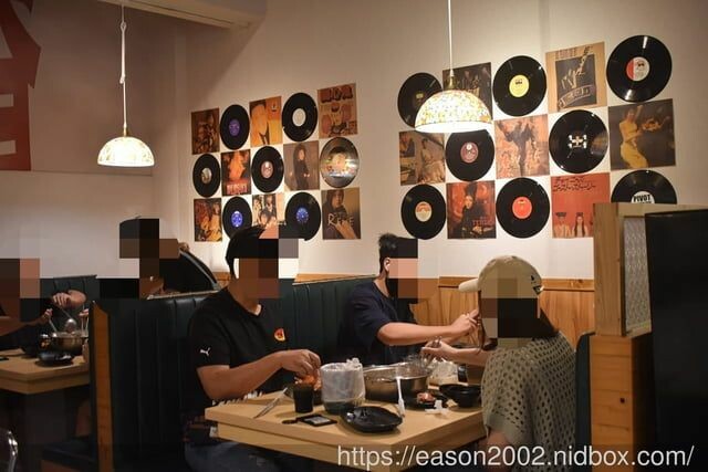 中和吃到飽鴛鴦鍋只要NT$499 | 何家香香麻辣鴛鴦鍋吃到飽 甘蔗大骨湯底＆正宗四川麻辣湯底 船凍海鮮、現切原塊肉品 食材新鮮又美味 -  就是這樣。吃喝玩樂。愛漂亮部落格 - FashionGui