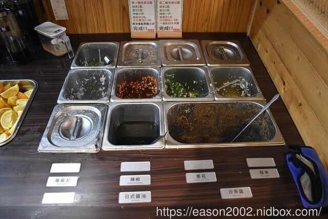 中和吃到飽鴛鴦鍋只要NT$499 | 何家香香麻辣鴛鴦鍋吃到飽 甘蔗大骨湯底＆正宗四川麻辣湯底 船凍海鮮、現切原塊肉品 食材新鮮又美味 -  就是這樣。吃喝玩樂。愛漂亮部落格 - FashionGui