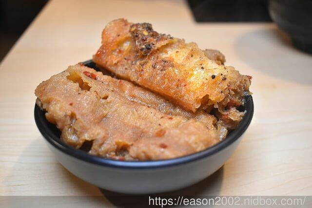 中和吃到飽鴛鴦鍋只要NT$499 | 何家香香麻辣鴛鴦鍋吃到飽 甘蔗大骨湯底＆正宗四川麻辣湯底 船凍海鮮、現切原塊肉品 食材新鮮又美味 -  就是這樣。吃喝玩樂。愛漂亮部落格 - FashionGui