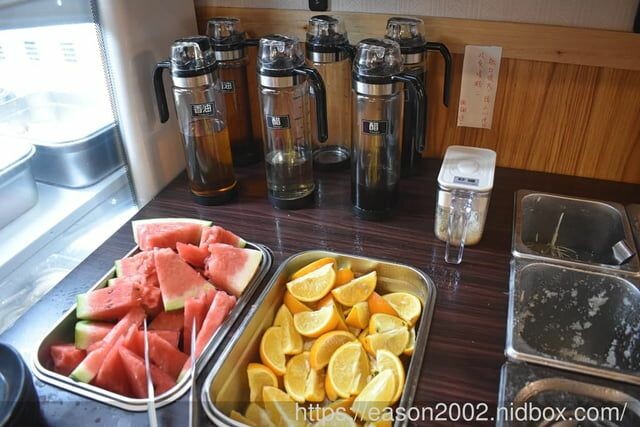 中和吃到飽鴛鴦鍋只要NT$499 | 何家香香麻辣鴛鴦鍋吃到飽 甘蔗大骨湯底＆正宗四川麻辣湯底 船凍海鮮、現切原塊肉品 食材新鮮又美味 -  就是這樣。吃喝玩樂。愛漂亮部落格 - FashionGui