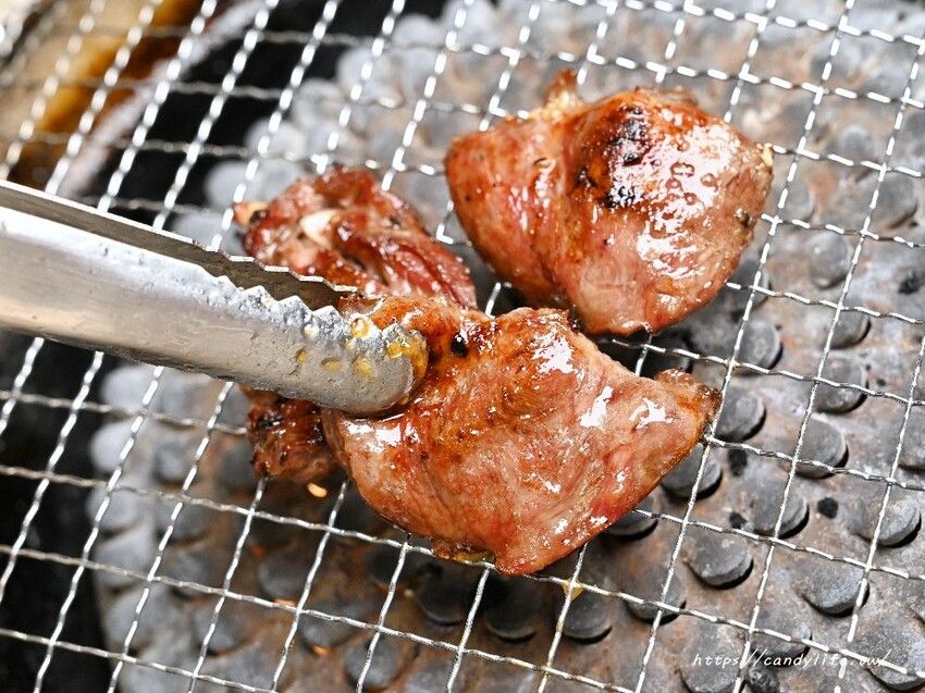 激安肉食堂｜台中少見內臟燒肉吃到飽，試營運加碼A5日本宮崎和牛吃到飽，最低599元起