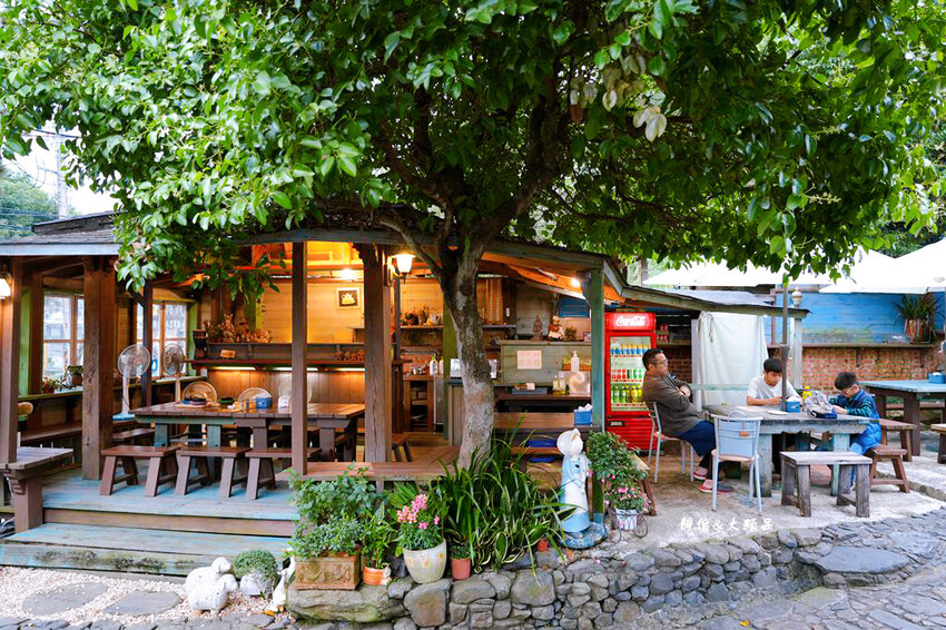 爐哥烤披薩 ❙ 客家酸菜披薩,一周只營業兩天,竹東軟橋手工烤 爐哥烤披薩 ❙ 客家酸菜披薩,一周只營業兩天,竹東軟橋手工烤