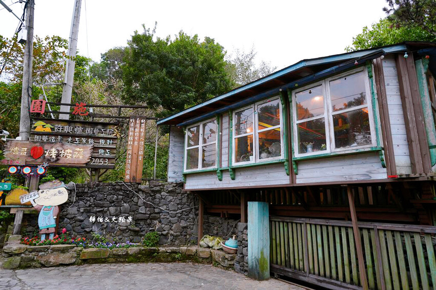 爐哥烤披薩 ❙ 客家酸菜披薩,一周只營業兩天,竹東軟橋手工烤 爐哥烤披薩 ❙ 客家酸菜披薩,一周只營業兩天,竹東軟橋手工烤