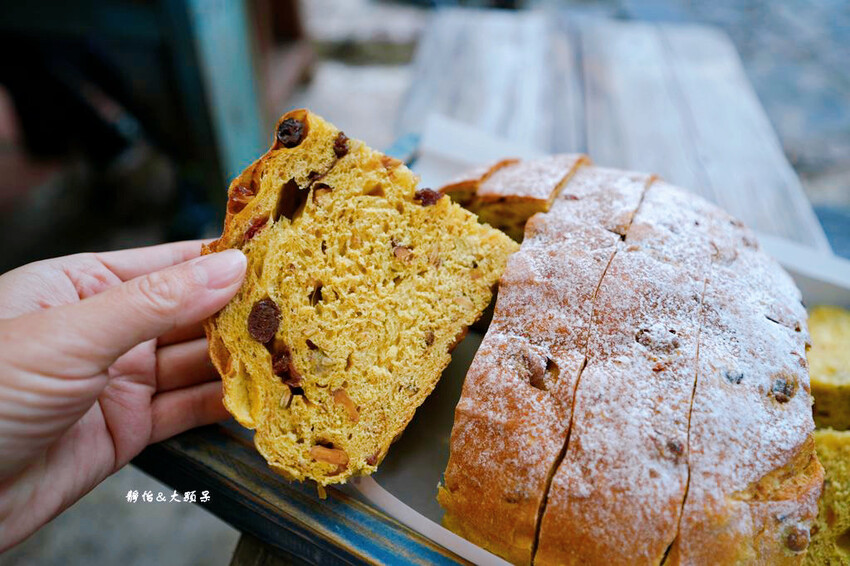 爐哥烤披薩 ❙ 客家酸菜披薩,一周只營業兩天,竹東軟橋手工烤 爐哥烤披薩 ❙ 客家酸菜披薩,一周只營業兩天,竹東軟橋手工烤
