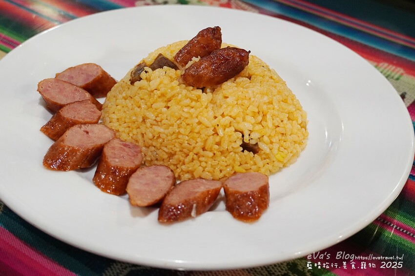 【高雄美食】黛麗莎西班牙拉丁美洲餐廳(寵物友善餐廳)，料理除了西班牙料理還提供多國料理以及素食料理，西班牙小脆餅、烤墨西哥起司餅吃起來酥脆可以點!。高雄異國料理