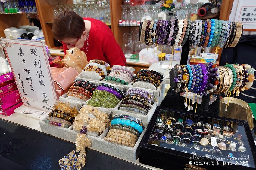【高雄美食】黛麗莎西班牙拉丁美洲餐廳(寵物友善餐廳)，料理除了西班牙料理還提供多國料理以及素食料理，西班牙小脆餅、烤墨西哥起司餅吃起來酥脆可以點!。高雄異國料理