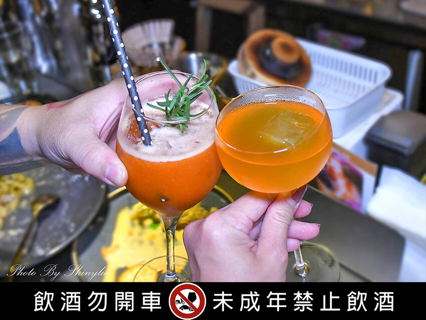 雖然招牌外觀並不明顯,但卻是一家高格調的餐酒館
