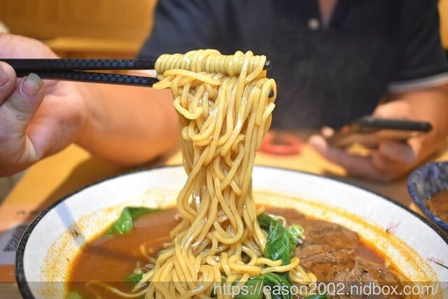 桃園牛肉麵推薦 | 集英會牛肉麵館-中央東店 濃郁醇厚的湯底 麵條Q彈有勁 飲料、冰淇淋無限量供應 -  就是這樣。吃喝玩樂。愛漂亮部落格 - FashionGuide 華人時尚專業評鑑