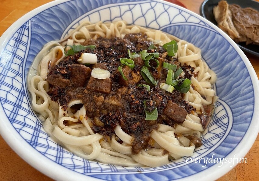 炸醬麵 $50 炸醬麵 $50