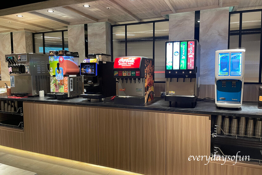 燒肉smile的飲料冰品也是無限享用 燒肉smile的飲料冰品也是無限享用