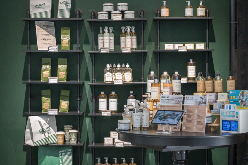 著著咖啡｜輕軌龍華國小站美食，薄多義新品牌，北高雄早午餐推薦 - 莎笠，小日子