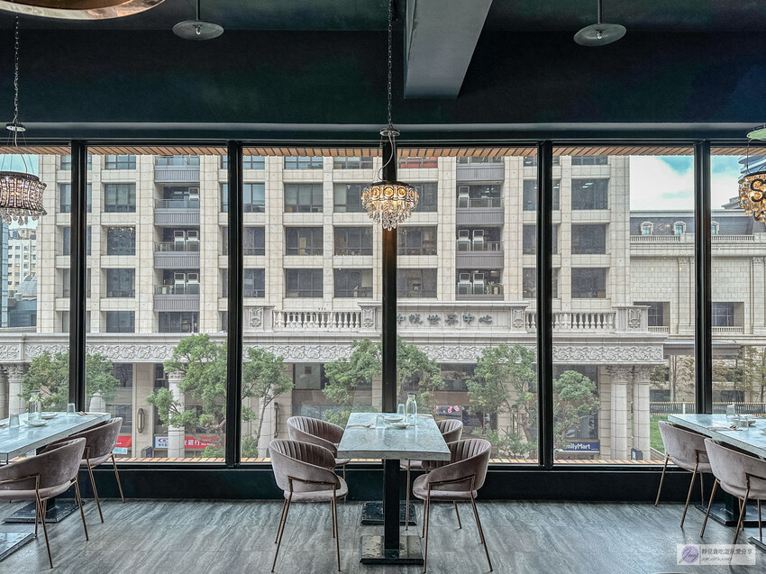 桃園市桃園區桃園美食-漫嚼MANGIA義式餐廳-隱藏大樓絕美窗景!高質感約會義式餐廳,寵物友善還贈免費寵物餐/鄰近藝文特