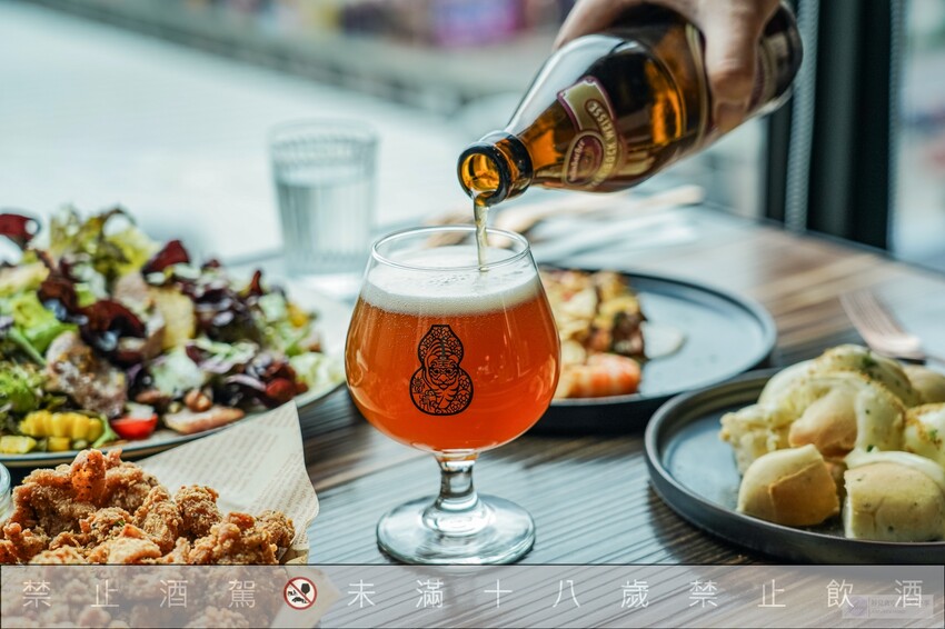 桃園市桃園區桃園美食-漫嚼MANGIA義式餐廳-隱藏大樓絕美窗景!高質感約會義式餐廳,寵物友善還贈免費寵物餐/鄰近藝文特