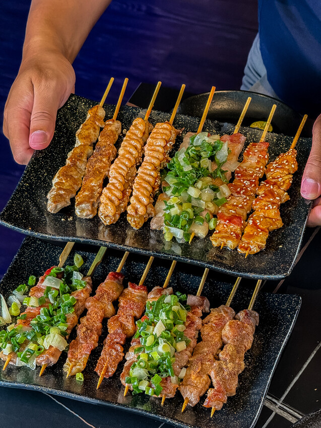 高雄市三民區高雄美食 – 開串 x 79道精緻居酒屋料理、麻辣乾鍋、串燒美食吃到飽！