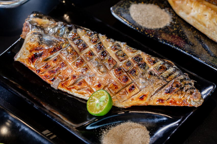 高雄市三民區高雄美食 – 開串 x 79道精緻居酒屋料理、麻辣乾鍋、串燒美食吃到飽！