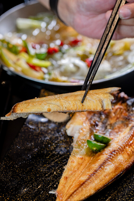 高雄市三民區高雄美食 – 開串 x 79道精緻居酒屋料理、麻辣乾鍋、串燒美食吃到飽！