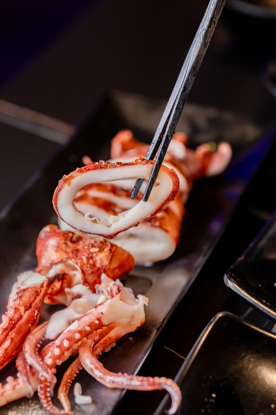 高雄市三民區高雄美食 – 開串 x 79道精緻居酒屋料理、麻辣乾鍋、串燒美食吃到飽！