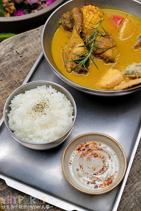 勤美誠品週邊隱藏版美食!鬧中取靜的必訪巷弄私房料理,來喝杯咖啡還能欣賞各種藝術品展覽~