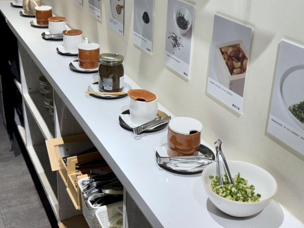 林口燒肉推薦！路易奇電力公司林口塑膠電廠，燒肉套餐6折超值必吃。